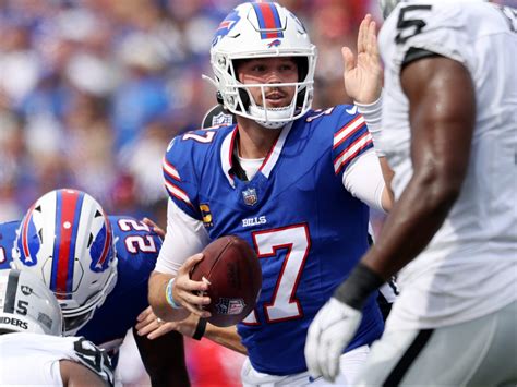 Allen and the Bills bounce back from a season-opening dud with 38-10 rout of the Las Vegas Raiders
